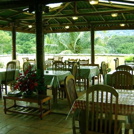 Palm Garden Home Stay Deiyannewela Exterior photo